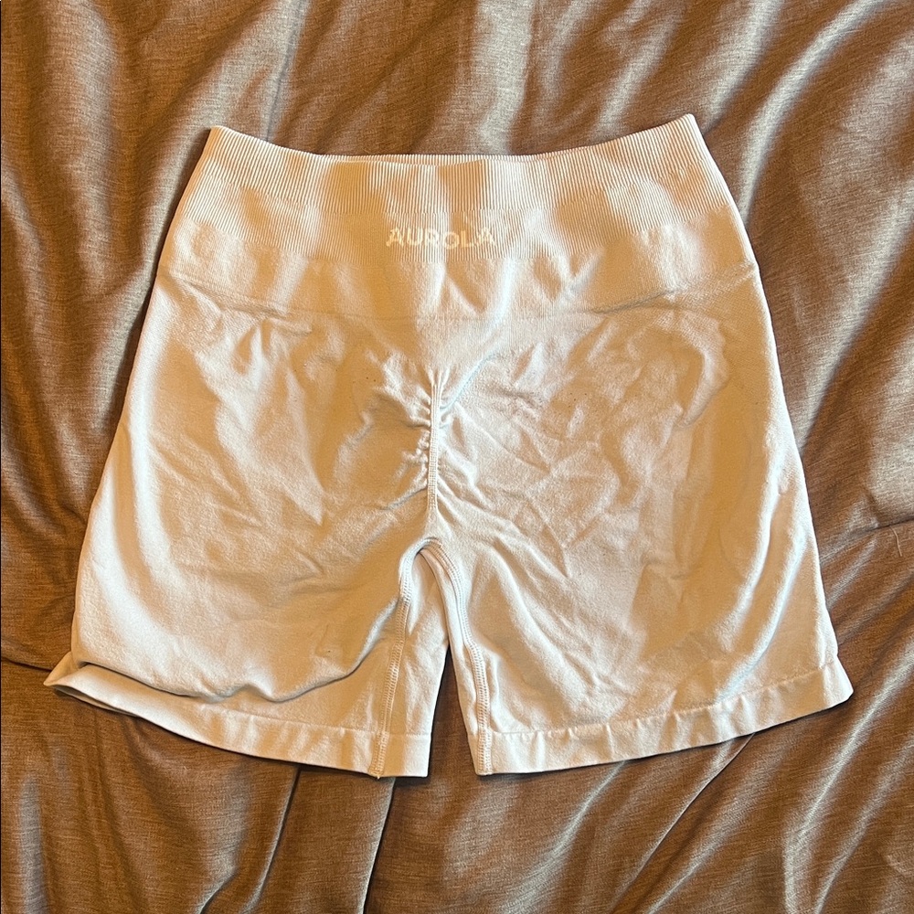Aurora Women's Cream Bike Shorts